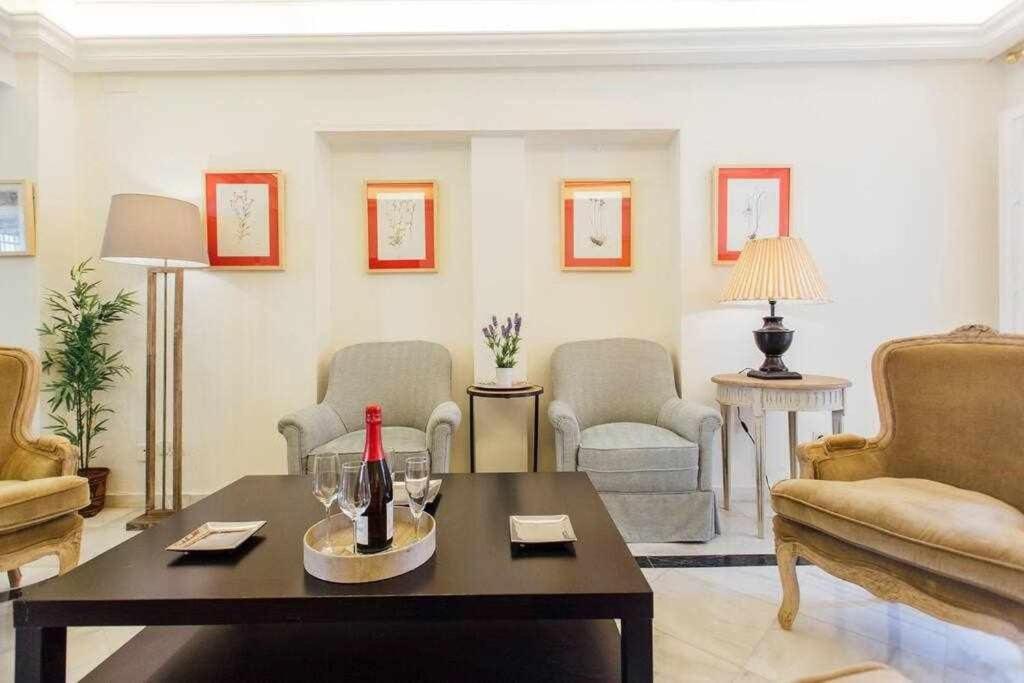 Apartamento Boutique Abades Séville Extérieur photo